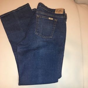 Ladies Levi’s size 14 stretch low rise boot cut